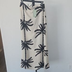 H&M Palm Tree Print Cream and Black Skirt